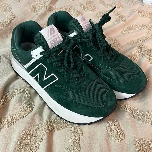 New Balance ★574 PLATFORM ★GREEN★韓国人気 New Balance | Shoes | Rare Green Platform New Balance 574